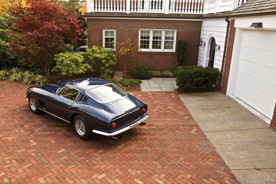  Ferrari 275 GTB/4 by Carrozzeria Scaglietti 1967 года  (фото 2 из 23)
